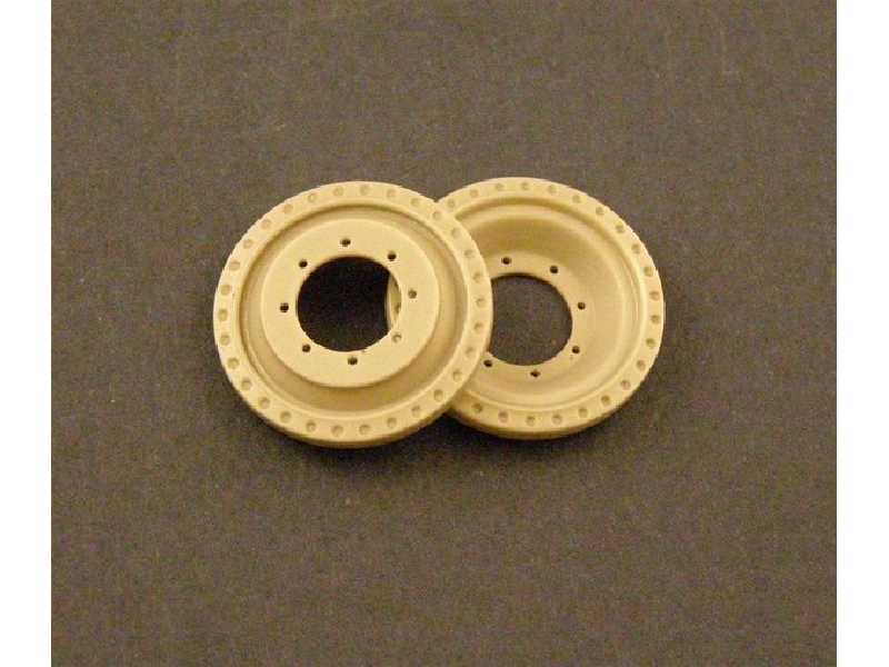 Spare Wheels For Crusader Cruiser Tank - image 1