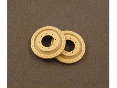 Spare Wheels For Crusader Cruiser Tank - image 2