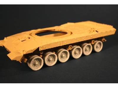 Road Wheels For Mbt Challenger 2 - image 1