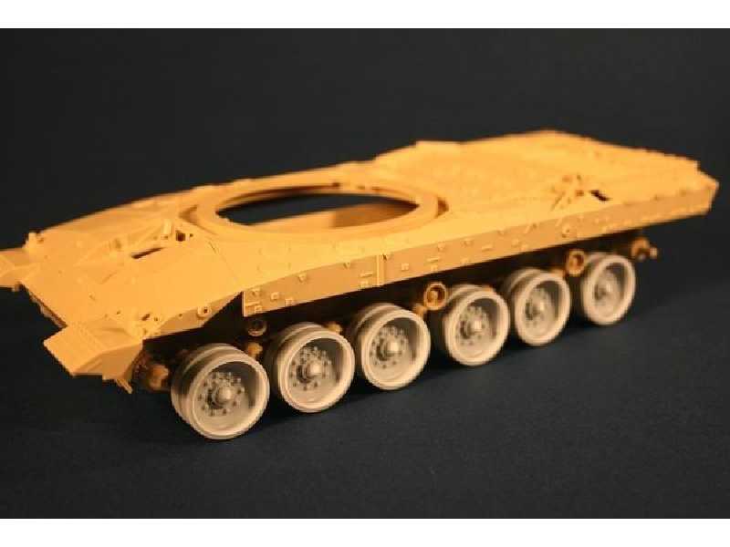 Road Wheels For Mbt Challenger 2 - image 1