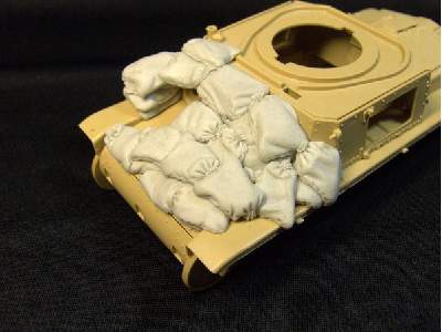 Sand Armor For Fiat 13/40 (Tamiya Kit) - image 1