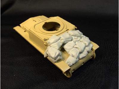Sand Armor For Fiat 13/40 (Tamiya Kit) - image 2