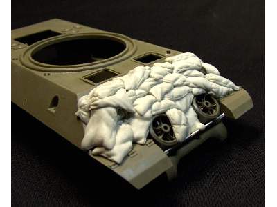 Sand Armor For M10 Wolverine Tank Destroyer - image 4