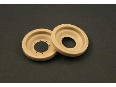 Spare Wheels For Cromwell Tank (Late Model) - image 1