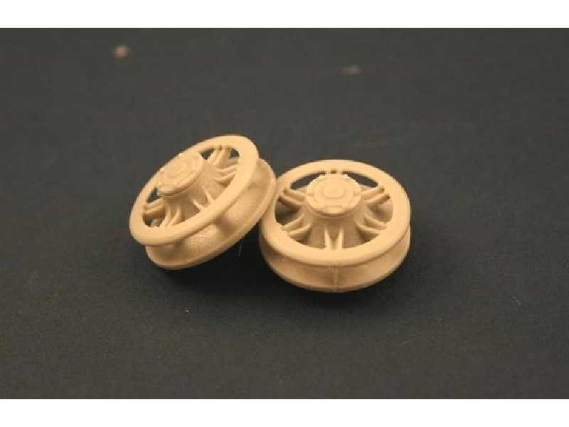 Idler Wheels For Panther/ Jagdpanther (Late Model) - image 1