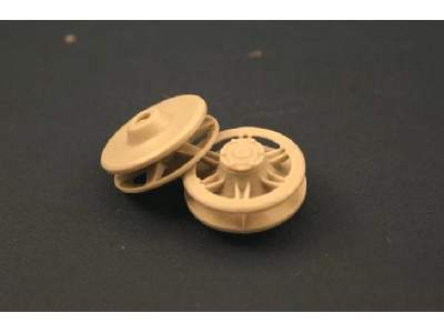Idler Wheels For Panther/ Jagdpanther (Late Model) - image 2