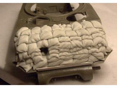 Sand Armor For M4a3 Sherman Tanks (HvSS Suspension) - image 1