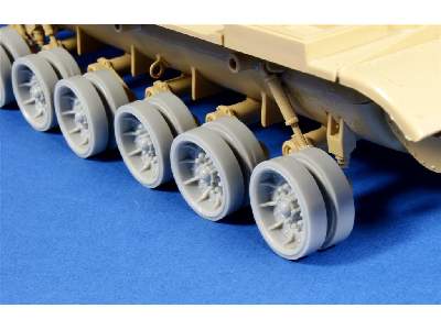 Road Wheels For Mbt M60 (Cast Aluminium Pattern) - image 3