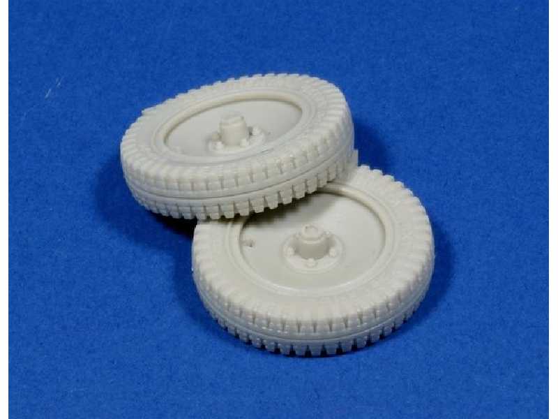 Drive Wheels For Sd.Kfz 10 & 250 (Gelande Pattern A) - image 1