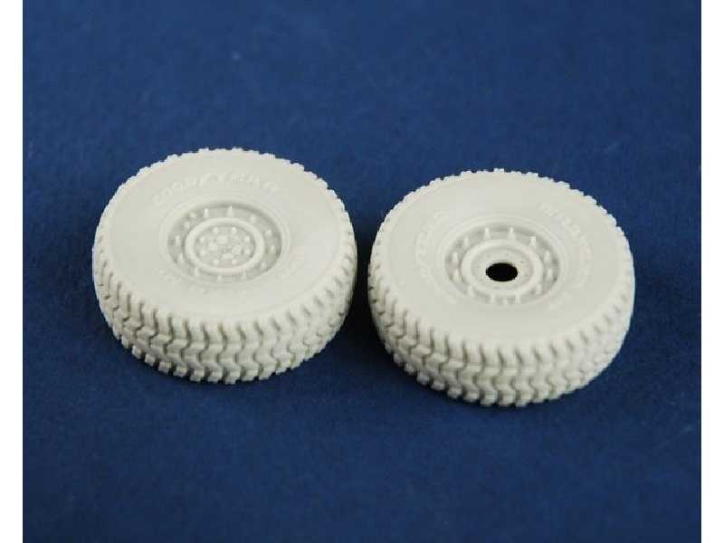 Road Wheels For Humvee (Late Pattern) - image 1