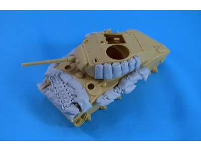 Sand Armor For M24 Chaffee - image 1