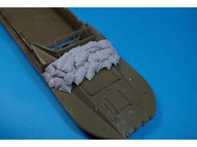 Sand Armor For Dukw - image 1