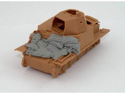 Sand Armor For Italian L6/40 Tank - image 2