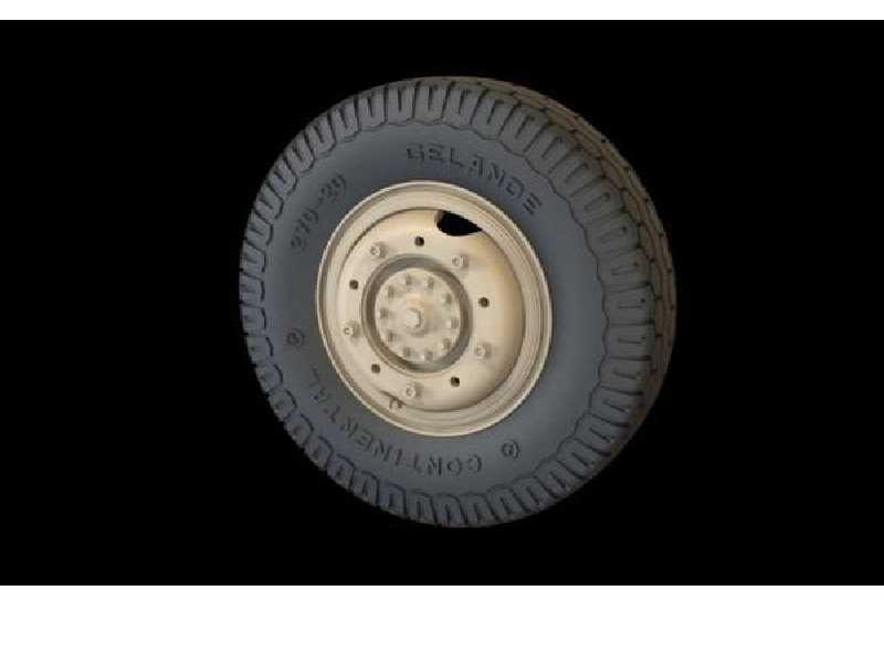 Road Wheels Sd.Kfz 234 (Commercial B) - image 1