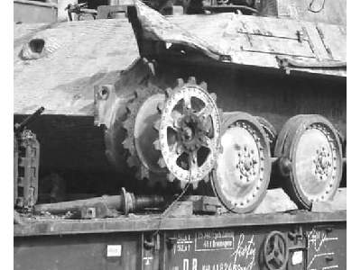 Damage Drive Wheels For Panther Tank - image 2