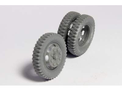 Khd 3000s Road Wheels (Gelande Pattern) - image 2