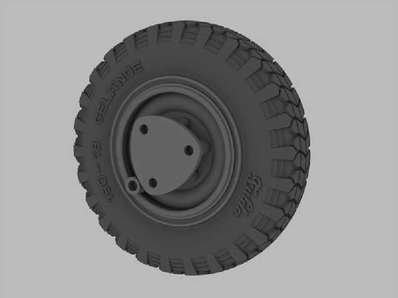 Sd.Kfz 221/222 Road Wheels (Early Pattern) - image 1