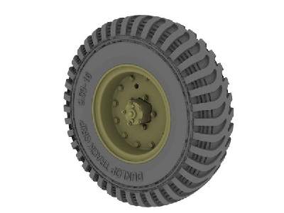 Humber Mk I Road Wheels (Dunlop Pattern) - image 1
