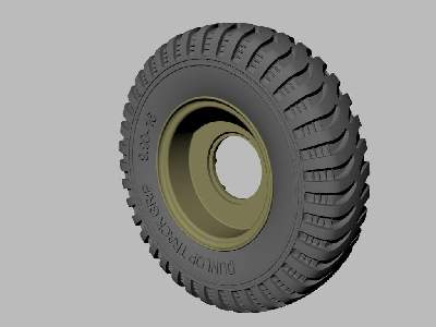 Humber Mk I Road Wheels (Dunlop Pattern) - image 2