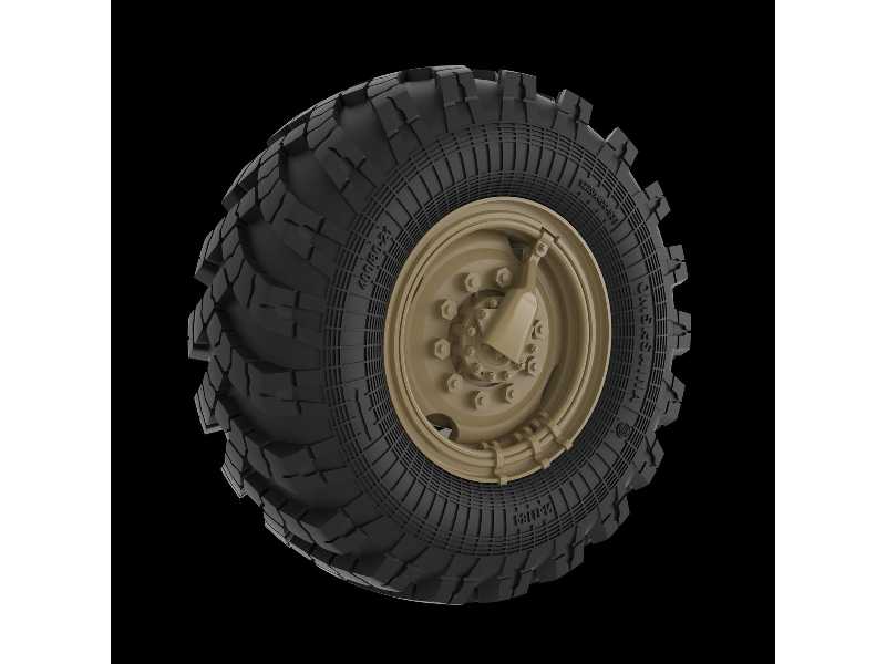 Kamaz 4320 Road Wheels - image 1