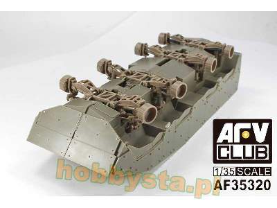 ROC TIFV CM32/33 Clouded Leopard Infantry Fighting Vehicle - image 4