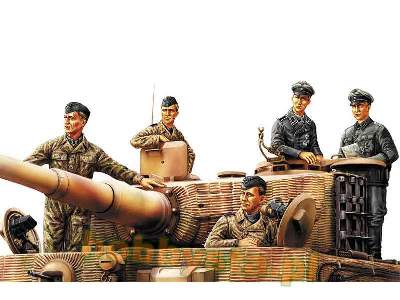 German Panzer Tank Crew (Normandy 1944) - image 1