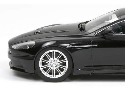 Aston Martin DBS - image 8