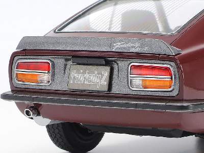 Nissan Fairlady 240ZG - image 10