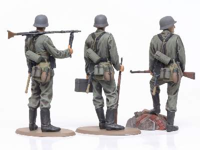 WWII Wehrmacht Infantry Set - image 5