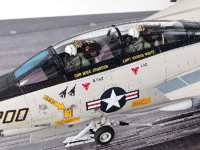 Grumman F-14A Tomcat (Late Model) Carrier Launch Set - image 12