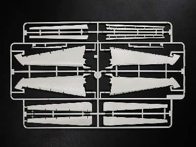 Grumman F-14A Tomcat (Late Model) Carrier Launch Set - image 23