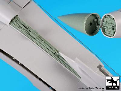 Panavia Tornado Spine + Radar For Revell - image 3