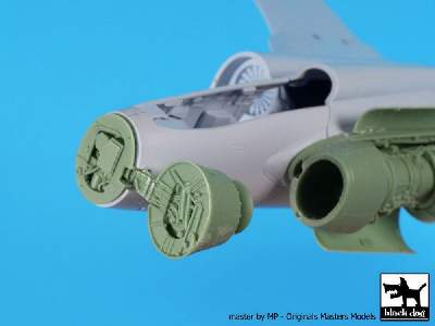 Blackburn Buccaneer Engine + Radar For Airfix - image 5