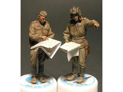 Soviet Officers At Field Briefing - Special Edition - image 14