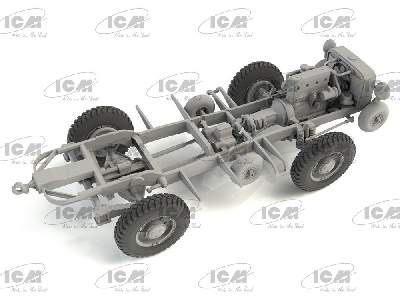 Laffly V15t WWII French Artillery Towing Vehicle - image 6