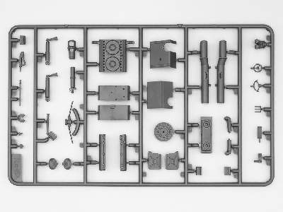 Pz.Kpfw.VI Ausf.B King Tiger late production with full interior - image 15