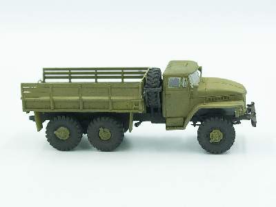 URAL-375 Army Truck - image 4