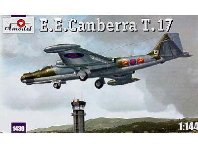 EE Canberra T.17 - image 1