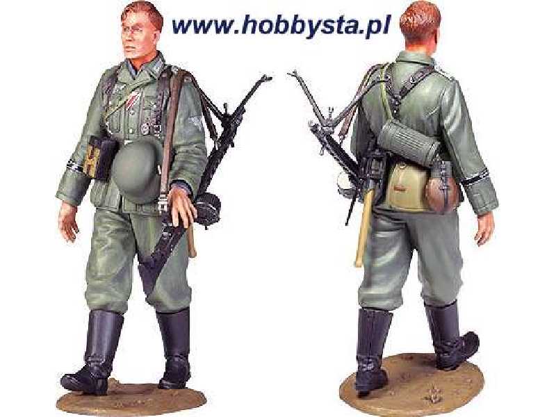 WWII Wehrmacht Infantryman (On Maneuver) - image 1 WWII Wehrmacht Infantryman (On Maneuver) - image 1