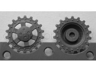 Sprockets For Pz.V Panther, 18 Tooth Type 1 (8 Per Set) - image 1