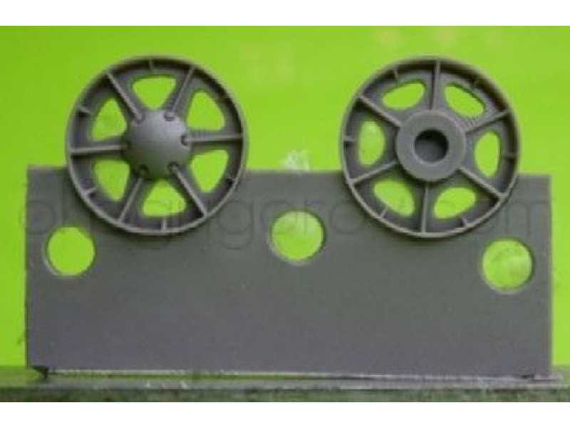 Idler Wheel For Kv-1/2 (8 Per Set) - image 1