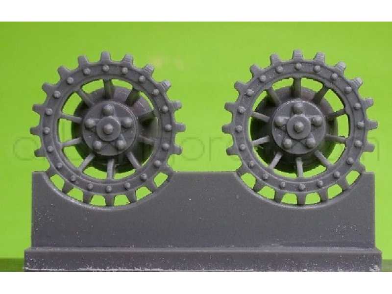 Sprockets For Tiger I, Type 2 (8 Per Set) - image 1