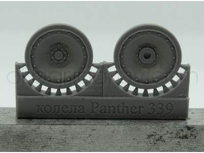 Wheels For Pz.V Panther, With 16 Bolts - image 3