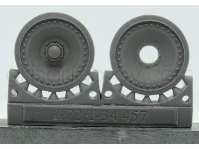 Wheels For T-34, Adapted Panther Wheels Type 1 - image 1