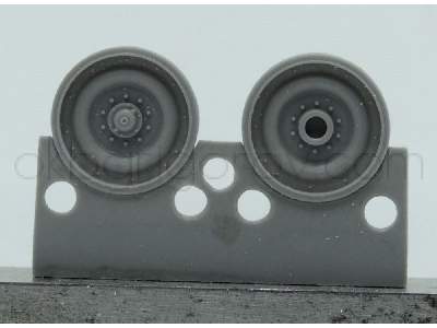 Wheels For Japanese Tank Type 74 - image 1