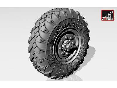 Zil-131 Wheels W/ M-93 Tires - image 3