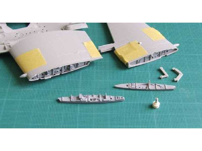 Westland Wyvern - Wing fold set for Trumpeter - image 1