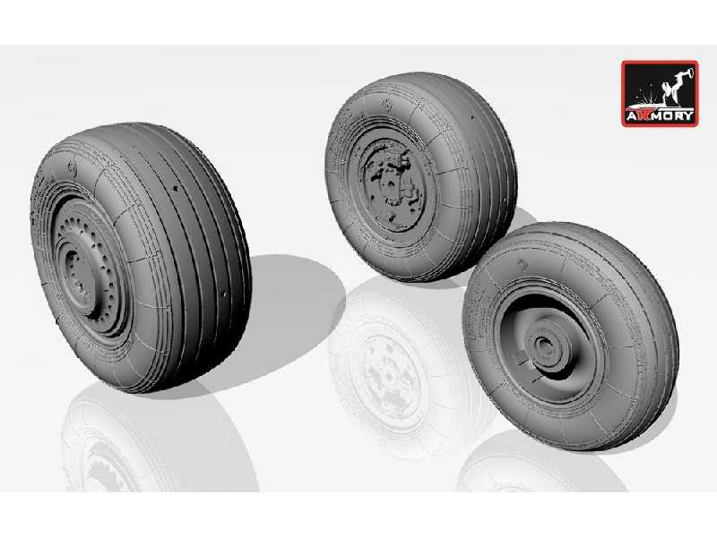 Sukhoj Su-25 Frogfoot Wheels - image 1