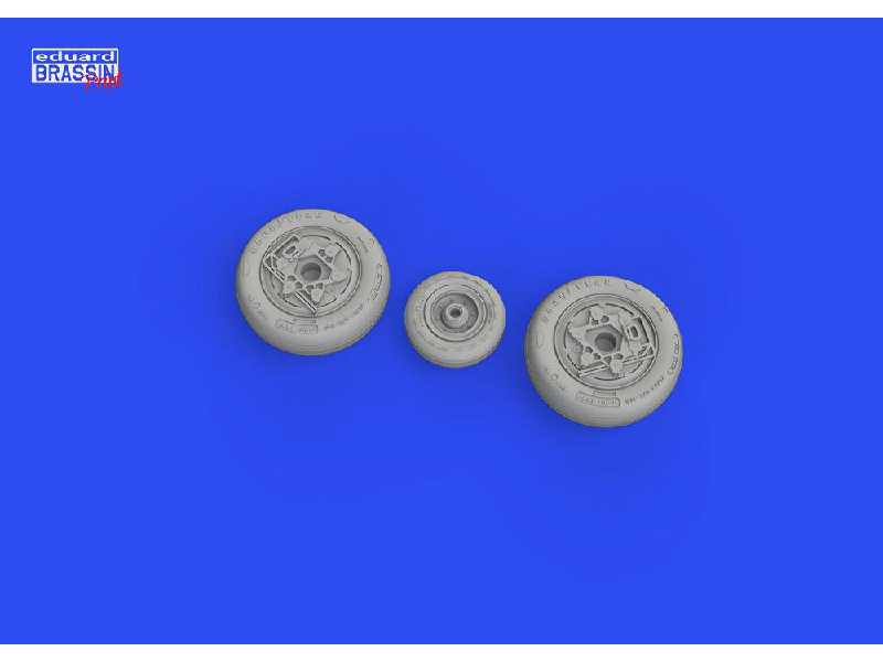 F-16 wheels late 1/48 - Tamiya - image 1