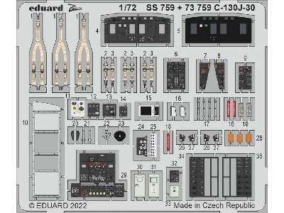 C-130J-30 interior 1/72 - Zvezda - image 1